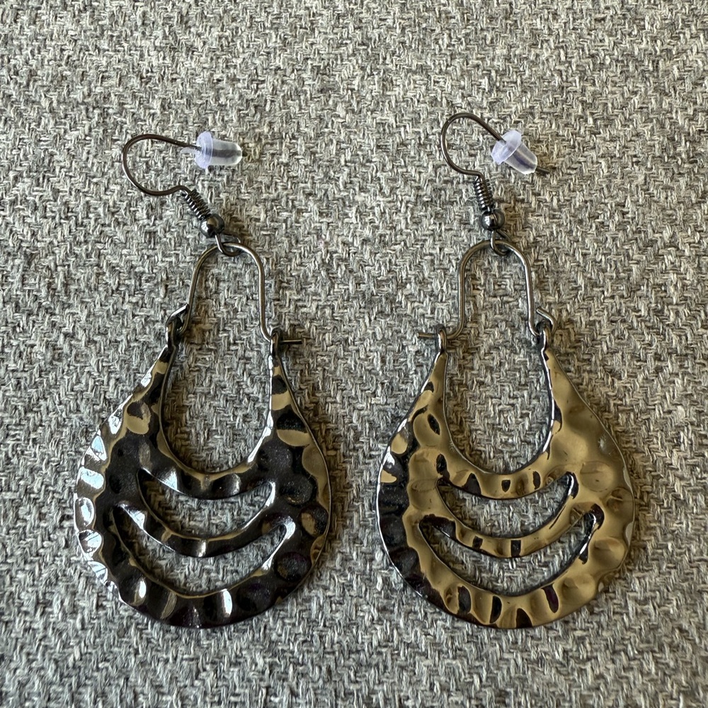 Elegant Silver Hammered Earrings